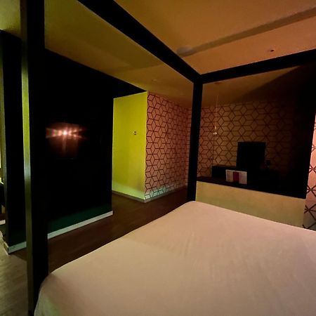 Tout Motel (Adults Only) 坎皮纳斯 外观 照片
