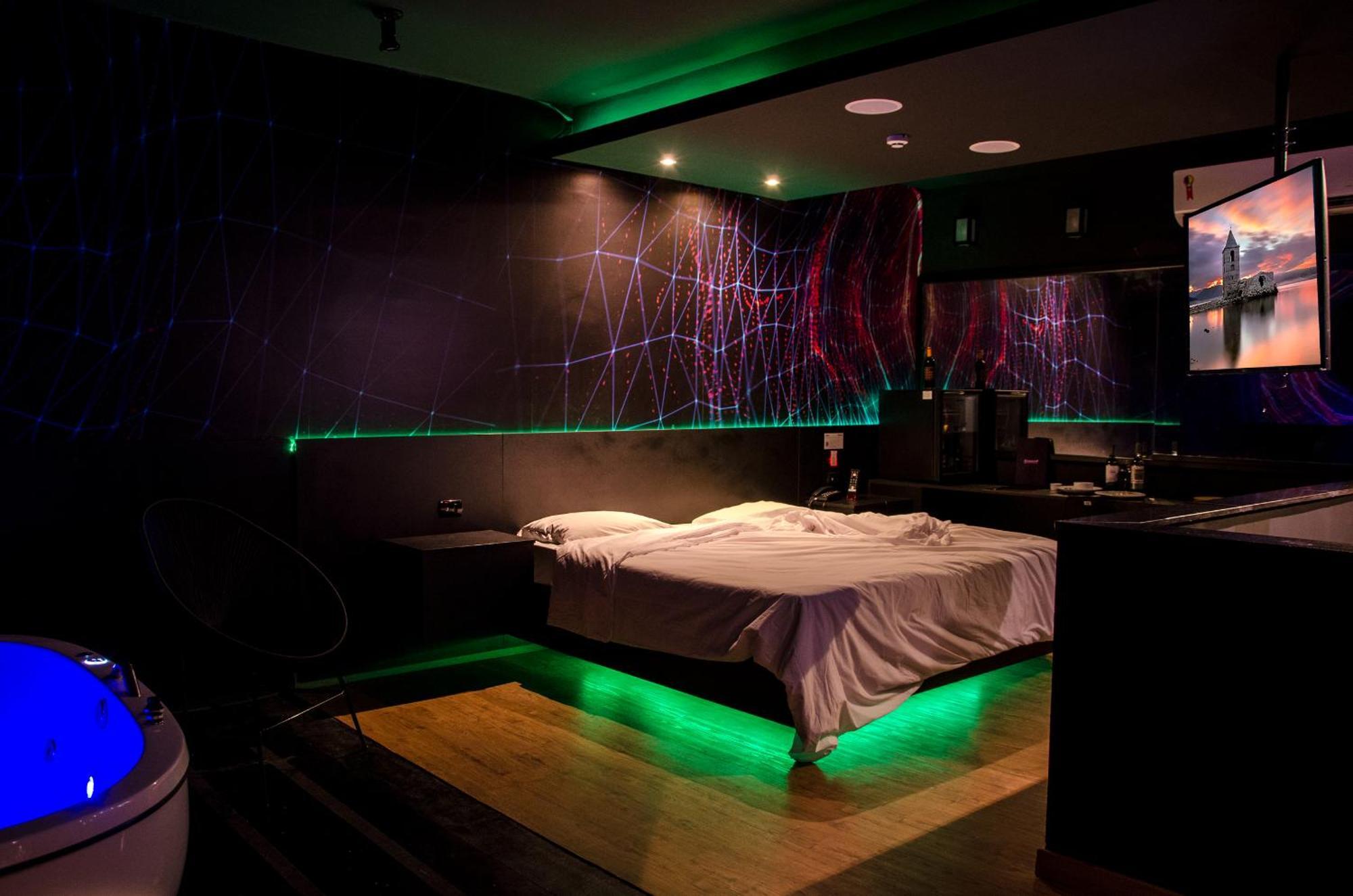 Tout Motel (Adults Only) 坎皮纳斯 外观 照片