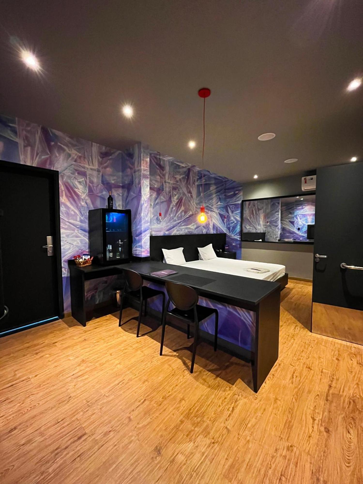 Tout Motel (Adults Only) 坎皮纳斯 外观 照片