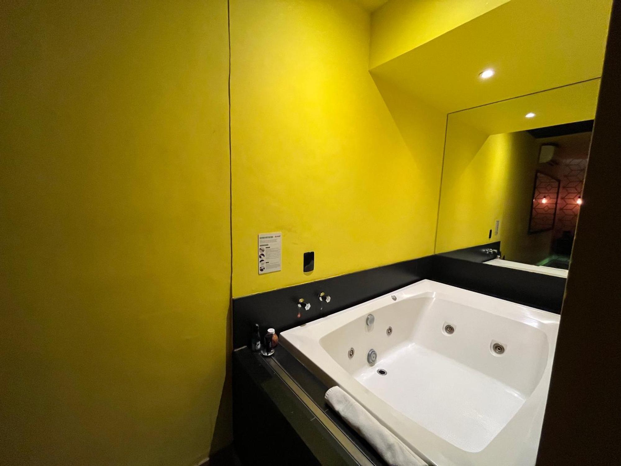 Tout Motel (Adults Only) 坎皮纳斯 外观 照片